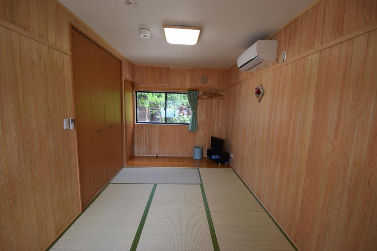 Minshuku Nishidomari Hotell Tsushima  Exteriör bild